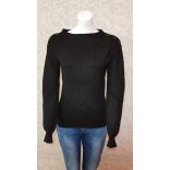 Vállánál gombos pulóver