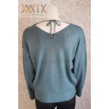 Hátul kötős, gombbal díszített felső