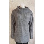 Cirmos kötött bordás pulóver