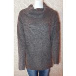 Cirmos kötött bordás pulóver