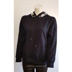 Feliratos kapucnis pulcsi fekete