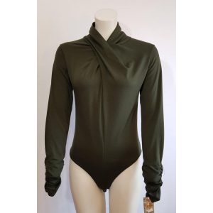 Body csavart nyakú kheki